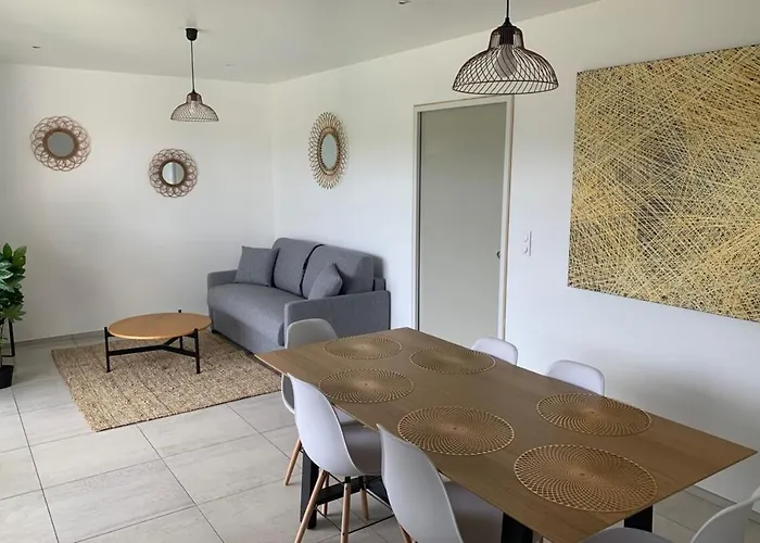 Tramontana Au Calme à 7 Min Des Plages Piscine Partagée Chauffée Bbq