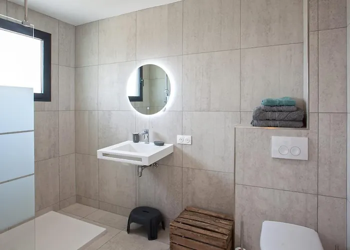 Tramontana Au Calme à 7 Min Des Plages Piscine Partagée Chauffée Bbq Calenzana